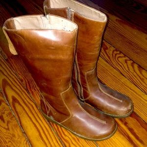 New Duluth Trading Waterproof Boots 7.5